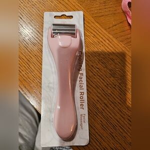 Pink Cooling Facial Roller